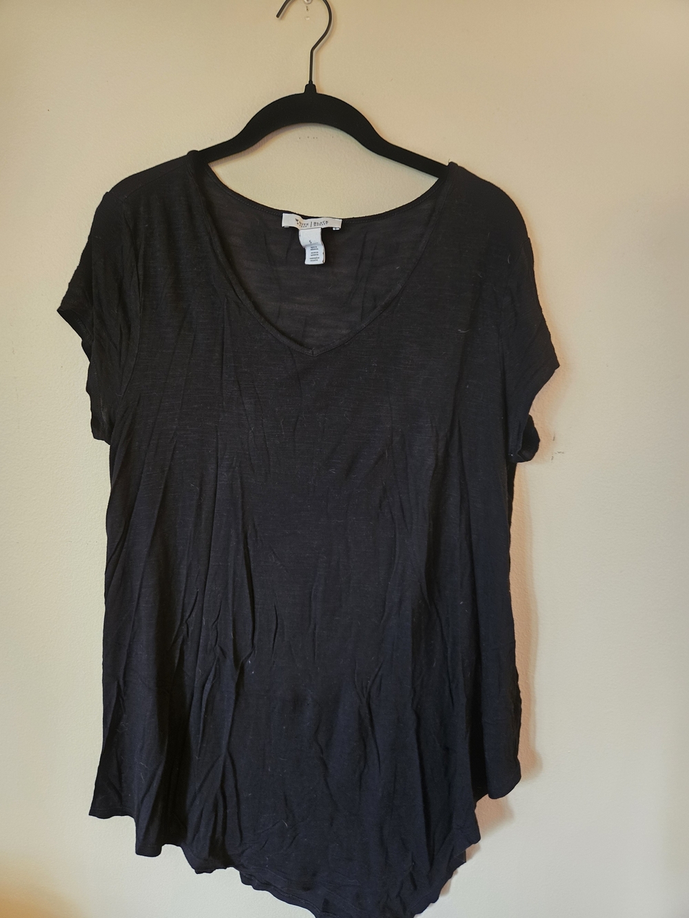 White House Black Market Black V-Neck Short Sleeve Tee